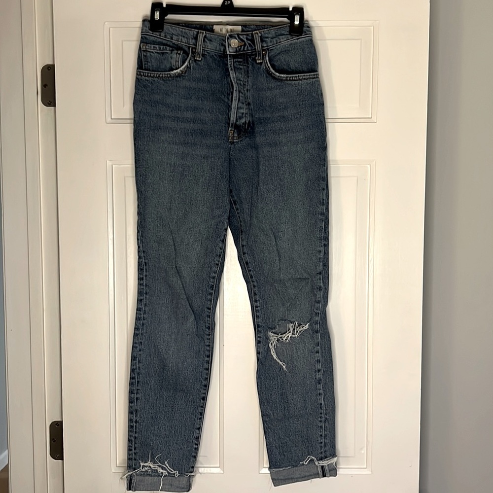 Urban Outfitters We The Free Distressed Jeans Sz 27 LIKE NEW Casual Street Style